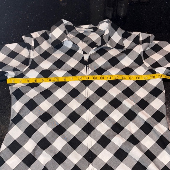 Foxcroft Wrinkle Free Shaped Fit Buffalo Checkered Shirt - Picture 7 of 8